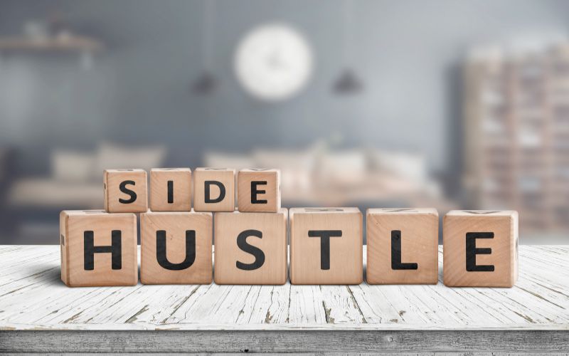 5 Best Side Hustles To Start This Year
